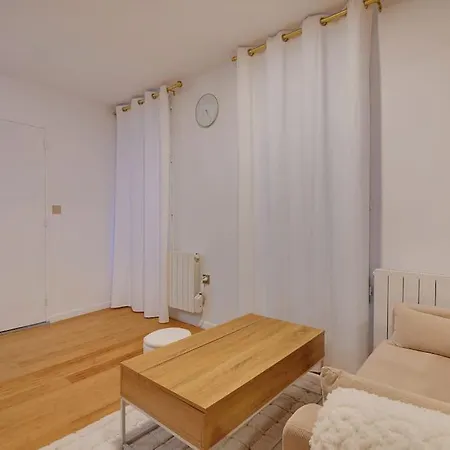 Apartmán * Cozy & Renovated Studio In *