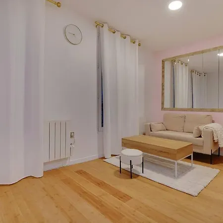Apartmán * Cozy & Renovated Studio In * Paříž