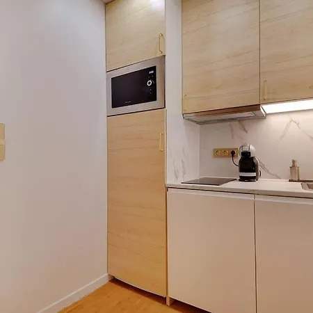 * Cozy & Renovated Studio In * Apartmán *